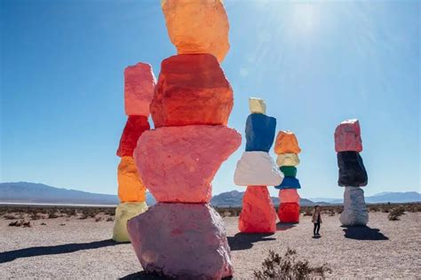 lv rock|7 color rocks in vegas.